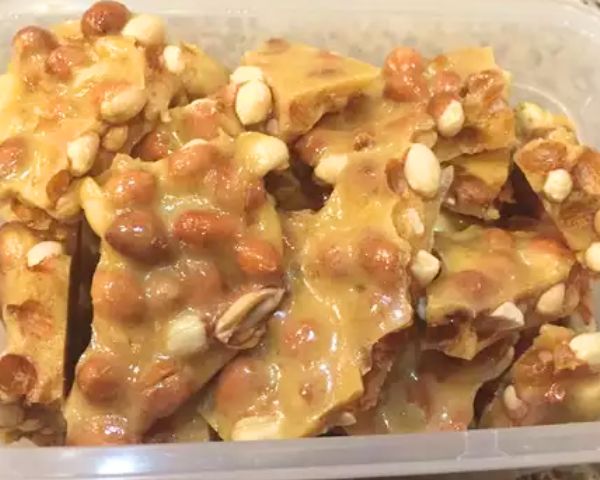 The Ultimate Guide to Making Homemade Peanut Brittle