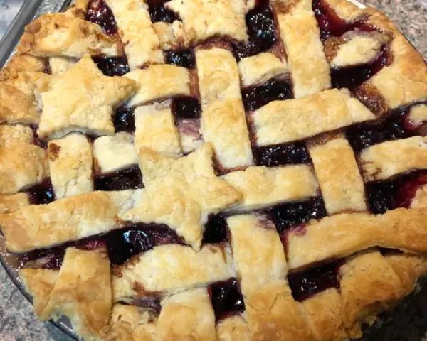 Easy Cherry Pie Recipe: A Delightful Dessert to Impress Your Guests